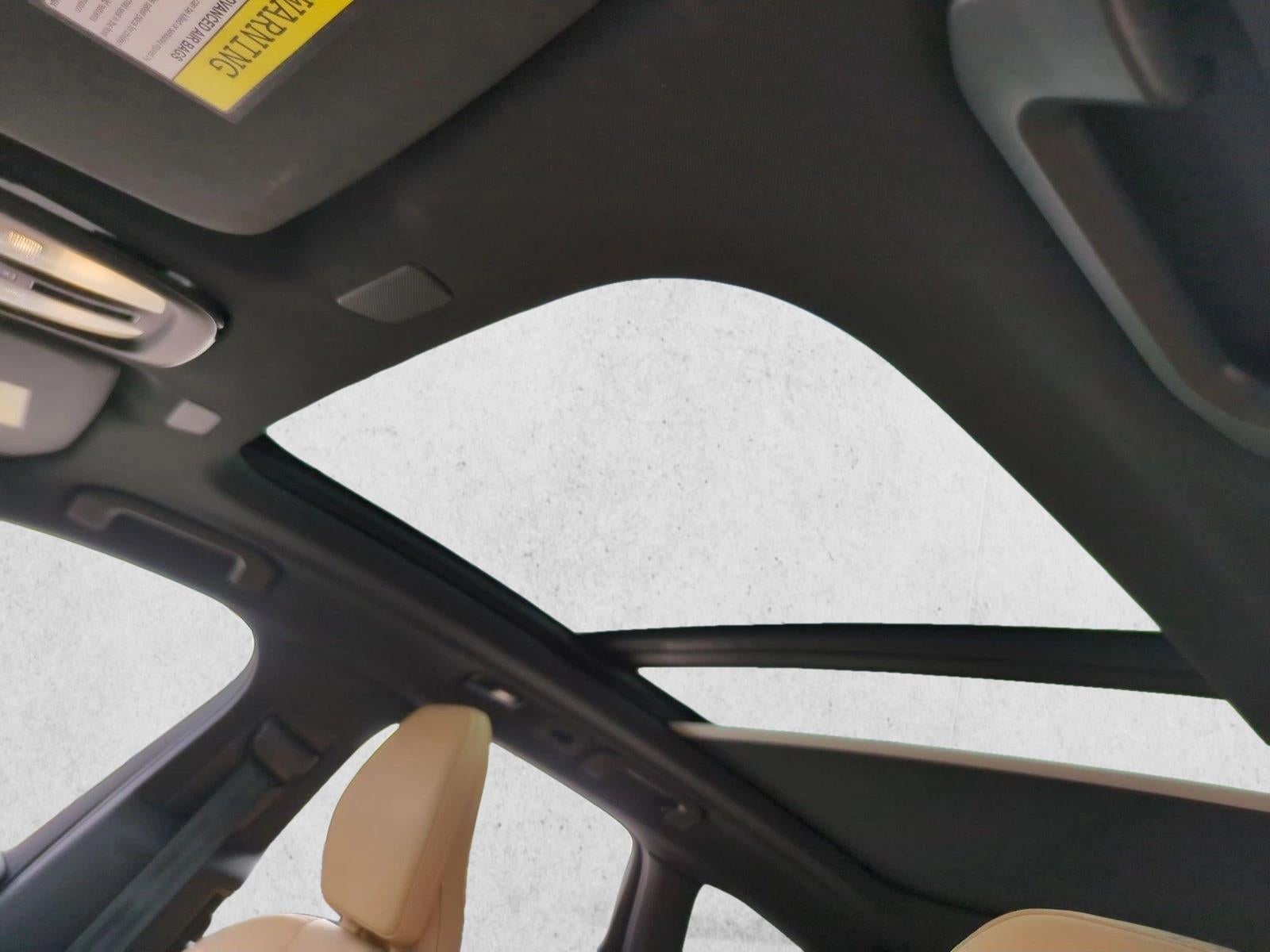 2024 Volvo XC60 B5 AWD Ultimate Dark Theme