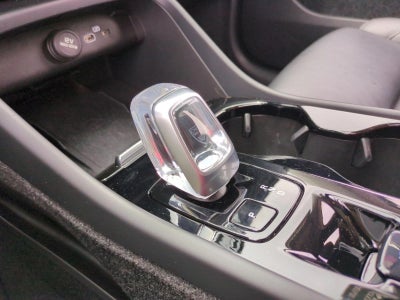 2023 Volvo XC40 B5 AWD Plus Bright Theme