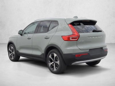 2023 Volvo XC40 B5 AWD Plus Bright Theme