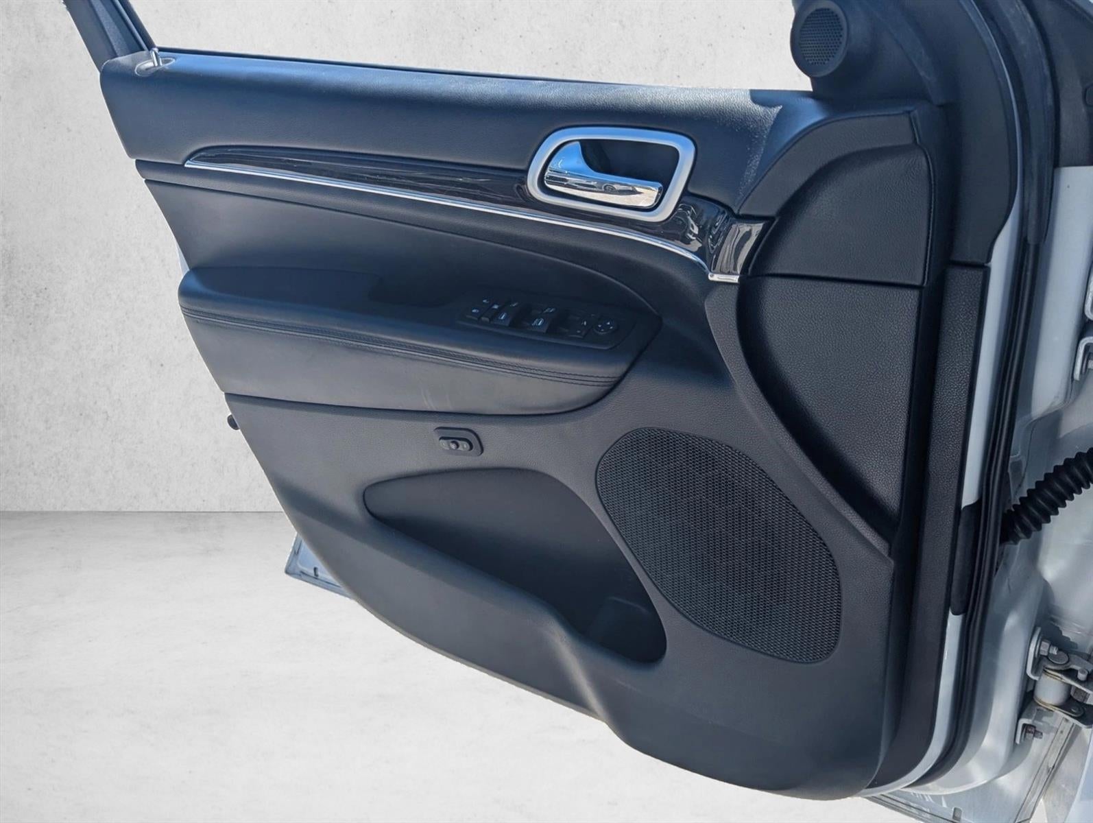 2016 Jeep Grand Cherokee RWD 4dr High Altitude