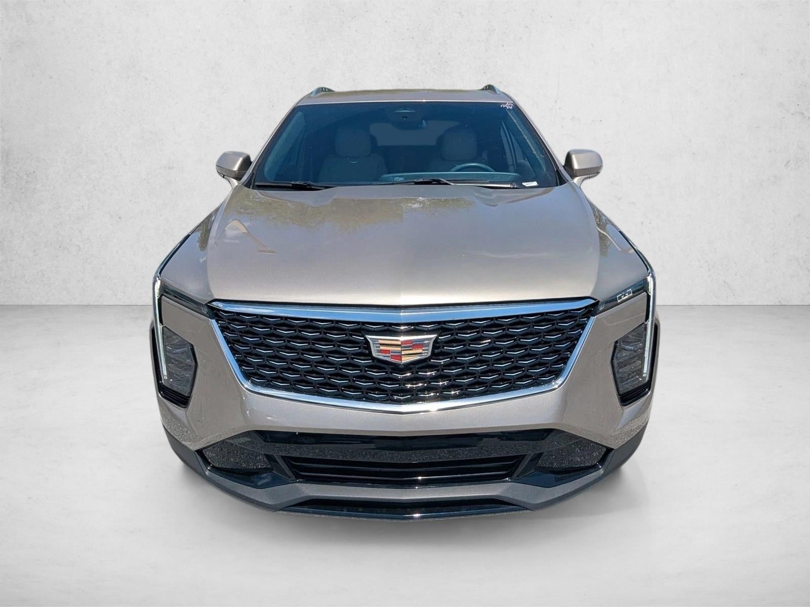 2025 Cadillac XT4 FWD 4dr Premium Luxury