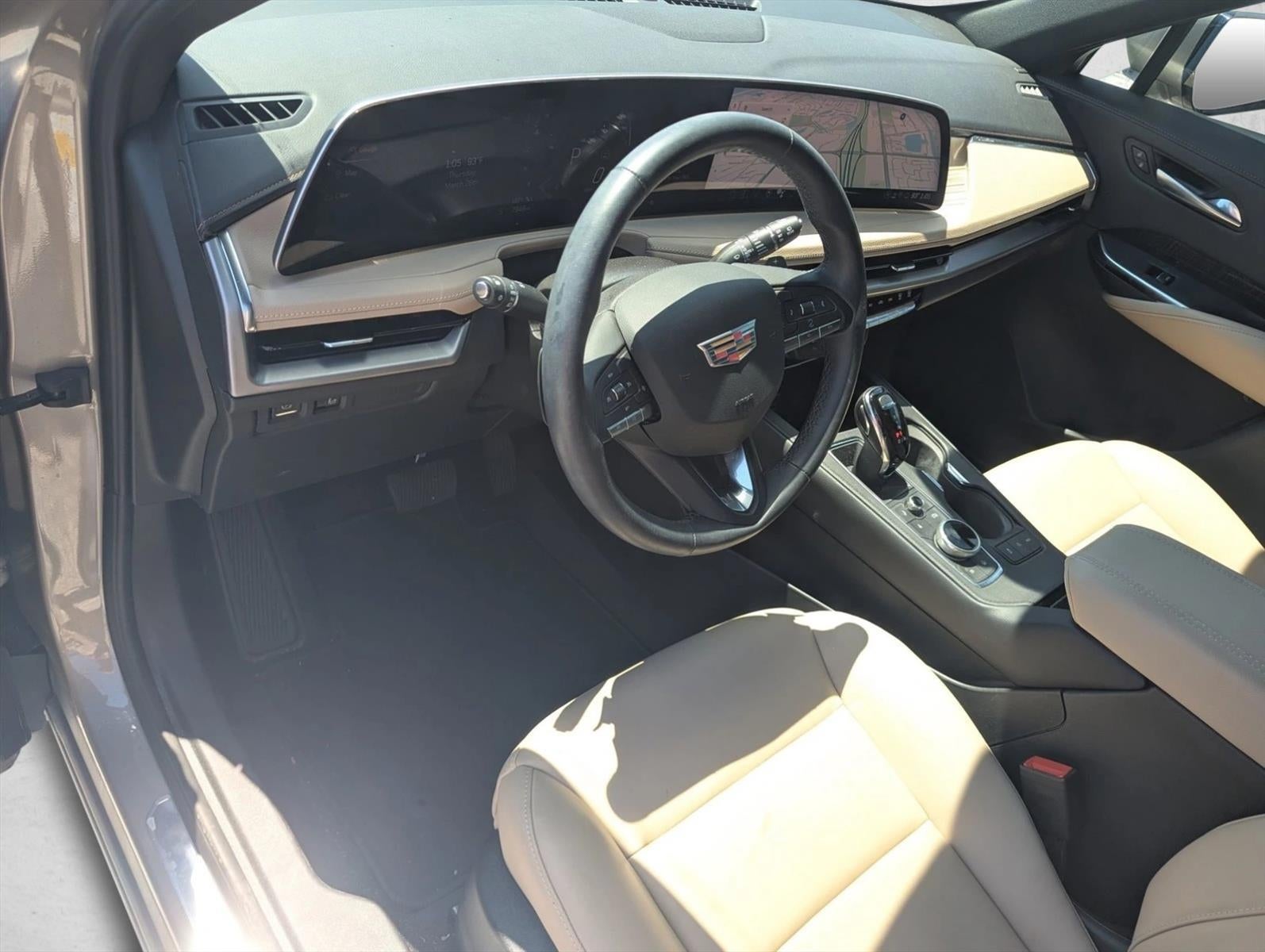 2025 Cadillac XT4 FWD 4dr Premium Luxury