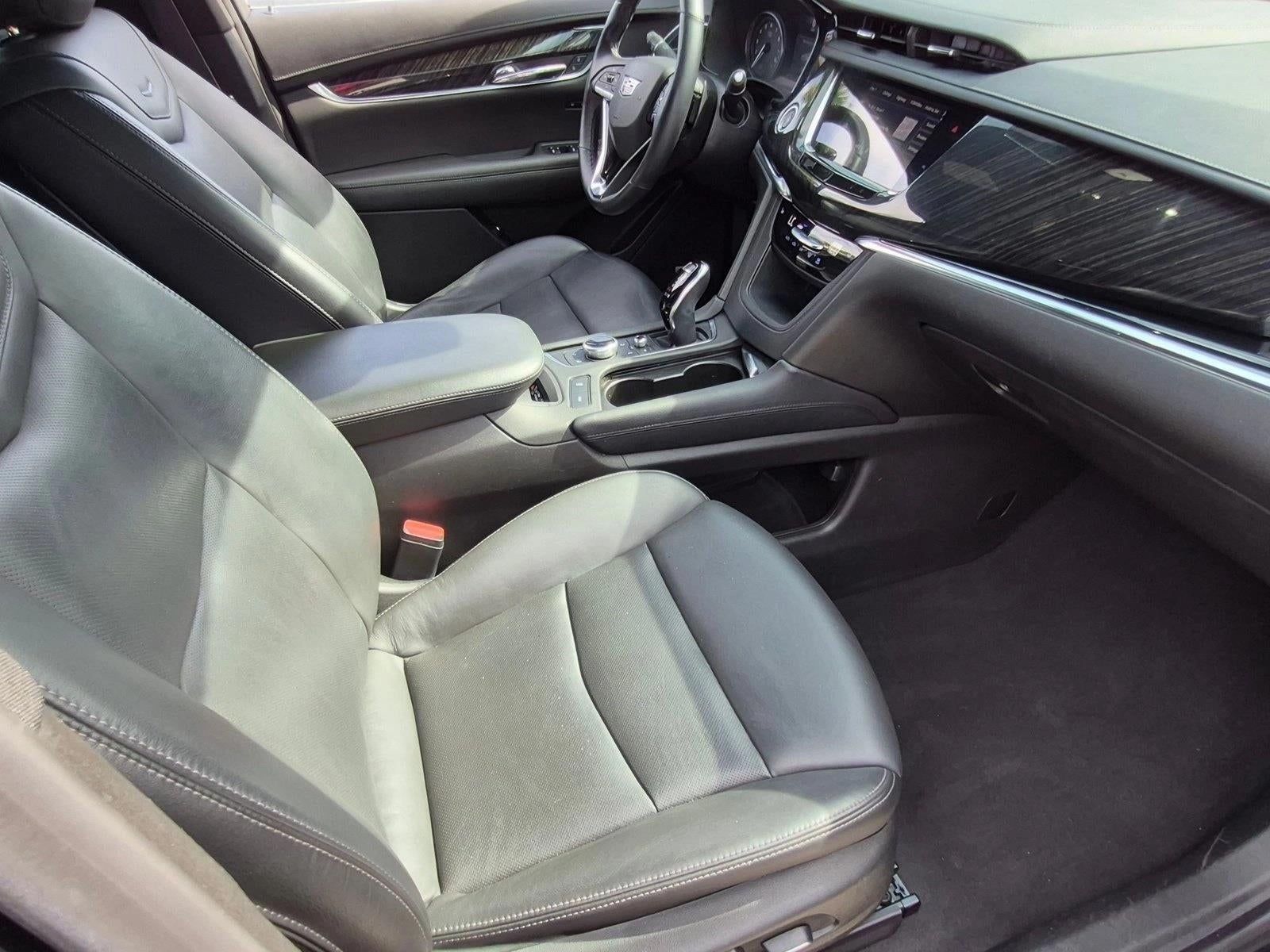 2022 Cadillac XT6 FWD 4dr Premium Luxury