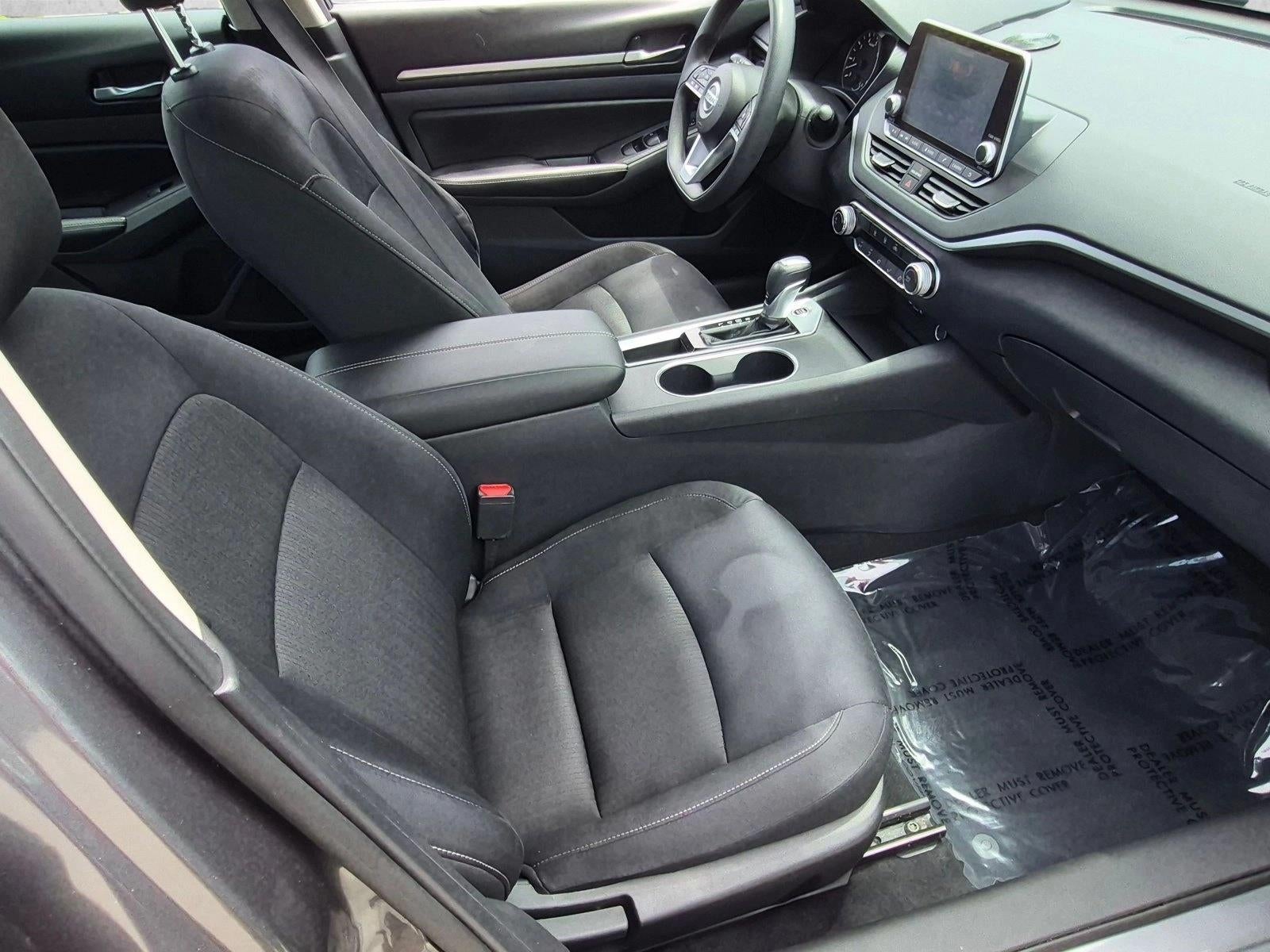 2022 Nissan Altima 2.5 SV Sedan