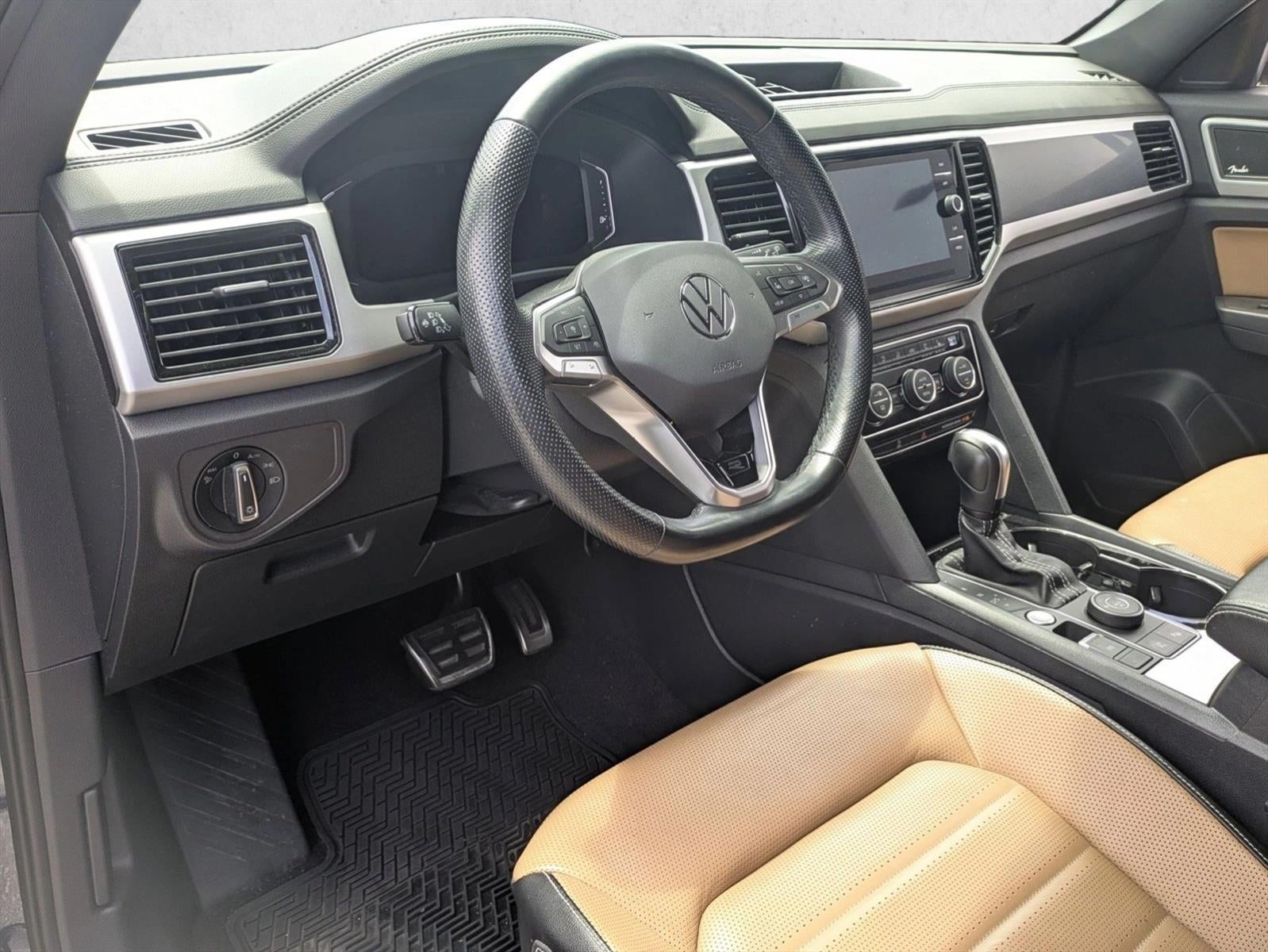 2023 Volkswagen Atlas Cross Sport 3.6L V6 SEL Premium R-Line 4MOTION