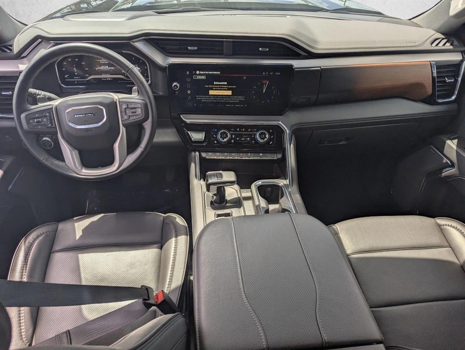 2025 GMC Sierra 1500 Crew Cab Short Box 2-Wheel Drive Denali