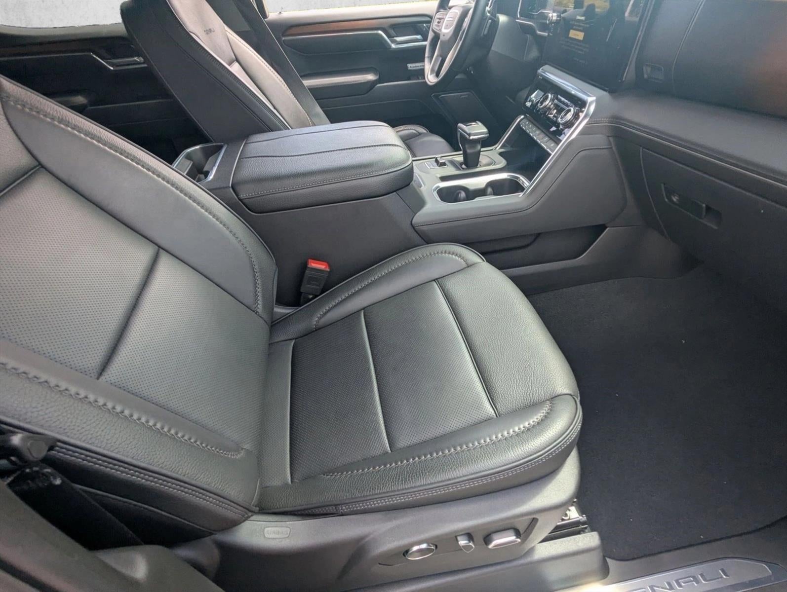2025 GMC Sierra 1500 Crew Cab Short Box 2-Wheel Drive Denali