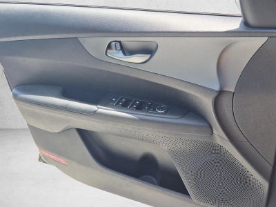 2021 Kia Forte FE Manual