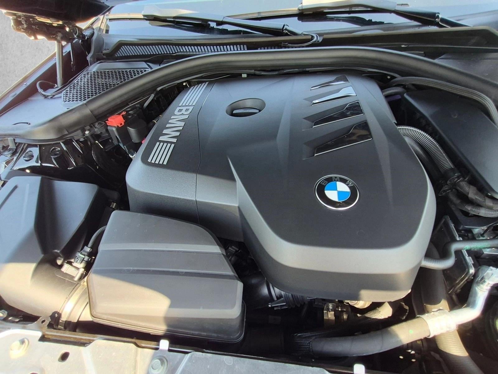 2025 BMW 330i Sedan