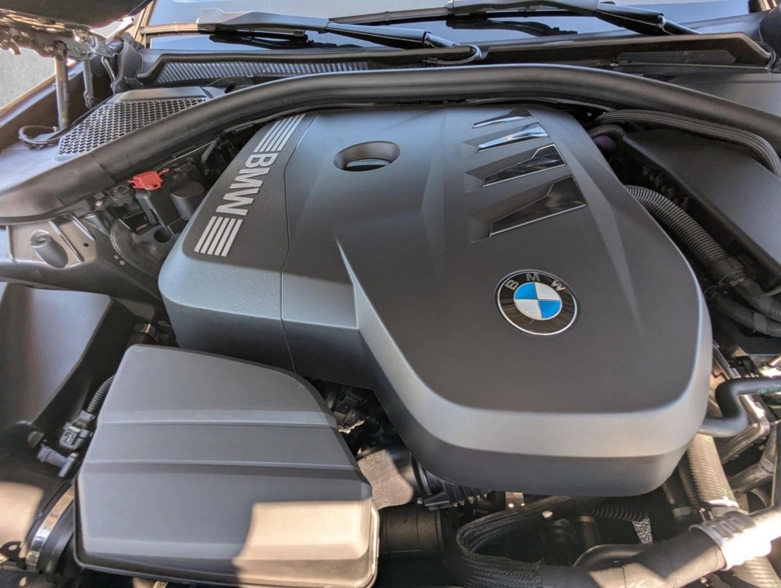 2025 BMW 330i Sedan