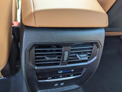 2025 BMW 330i Sedan