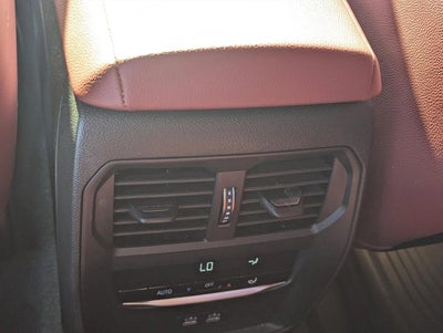 2023 BMW 330i Sedan