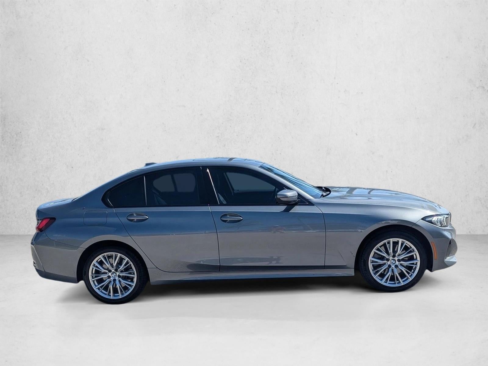 2023 BMW 330i Sedan