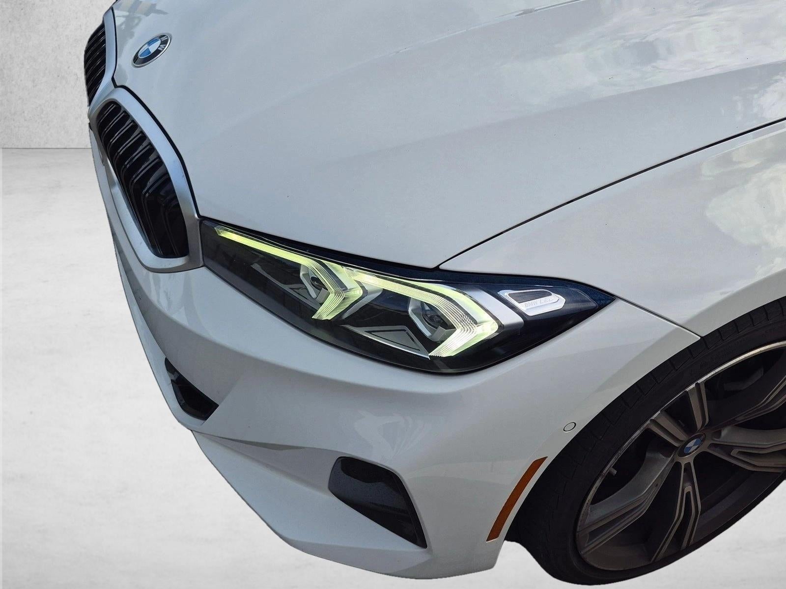 2024 BMW 330i Sedan