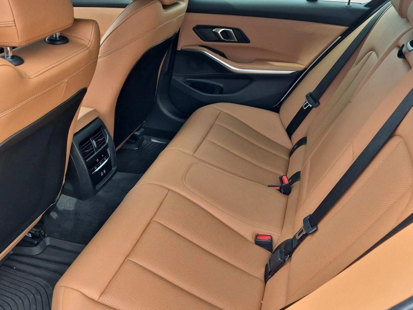 2024 BMW 330i Sedan