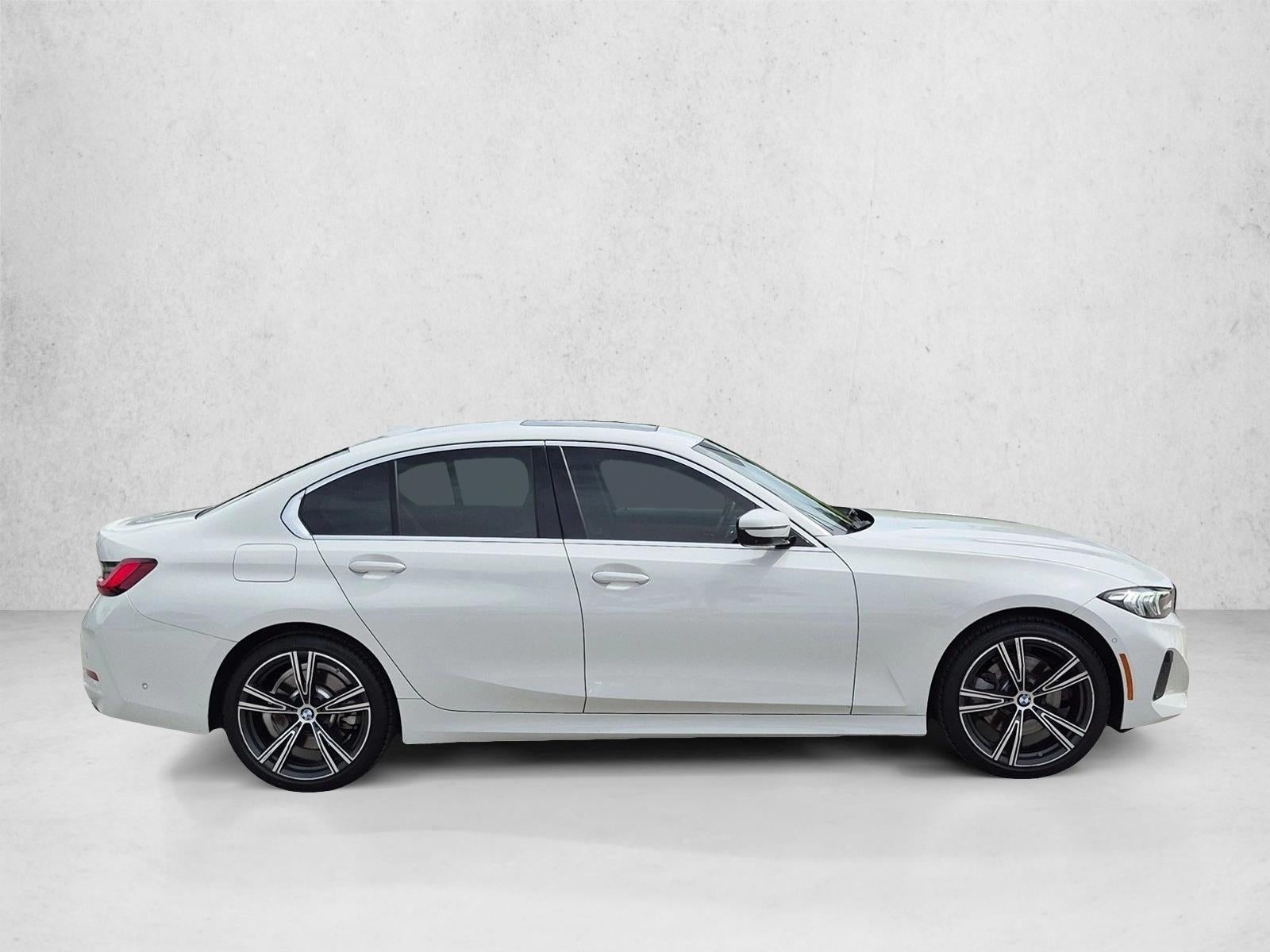 2024 BMW 330i Sedan