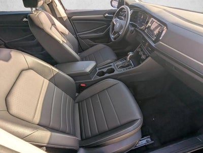 2023 Volkswagen Jetta SE Auto