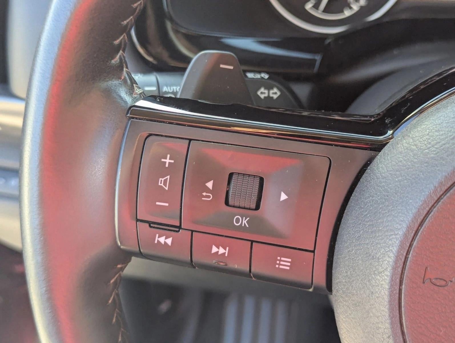 2022 Nissan Pathfinder SL 4WD