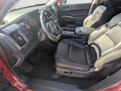 2022 Nissan Pathfinder SL 4WD