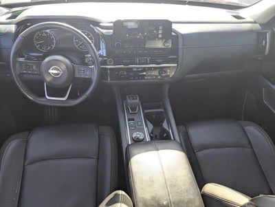 2022 Nissan Pathfinder SL 4WD