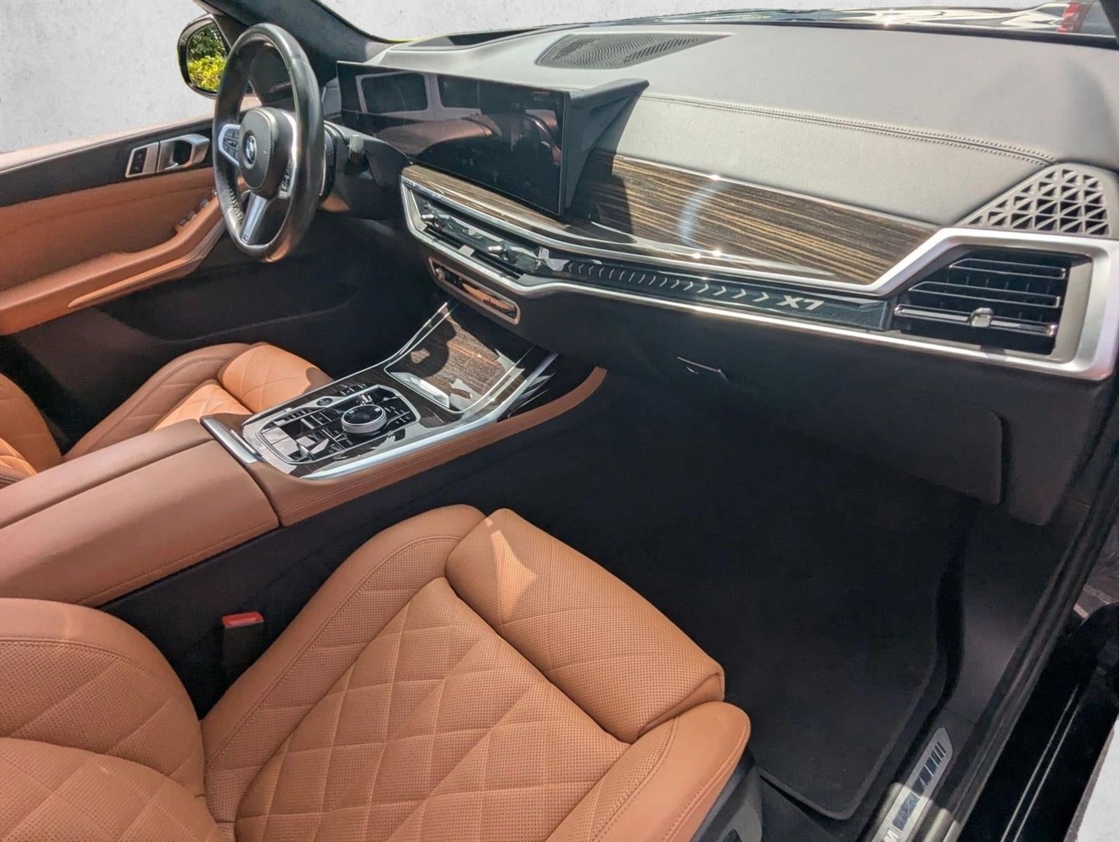2023 BMW X7 xDrive40i Sports Activity Vehicle