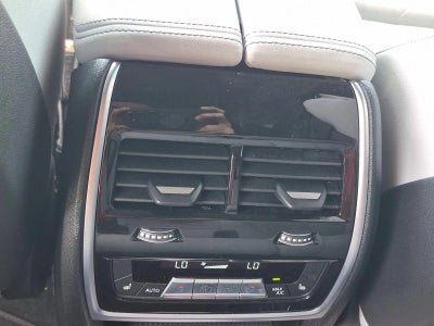 2024 BMW X7 xDrive40i Sports Activity Vehicle