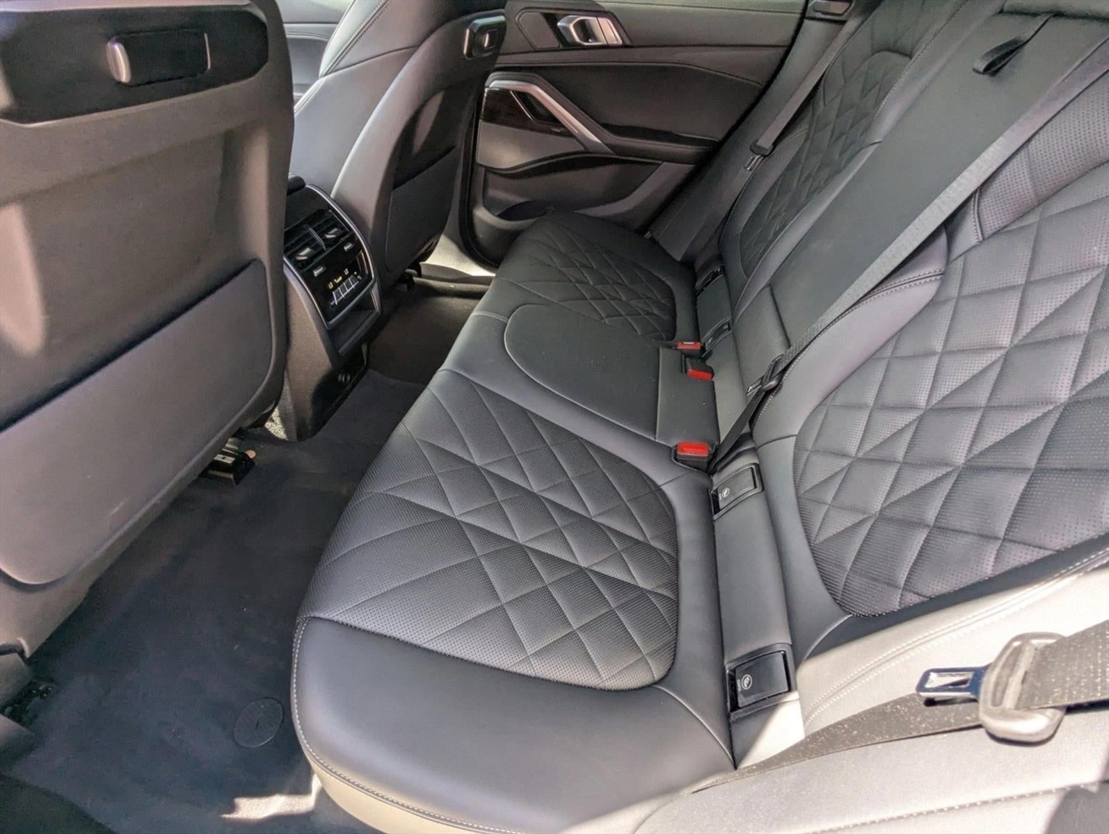 2024 BMW X6 xDrive40i Sports Activity Coupe