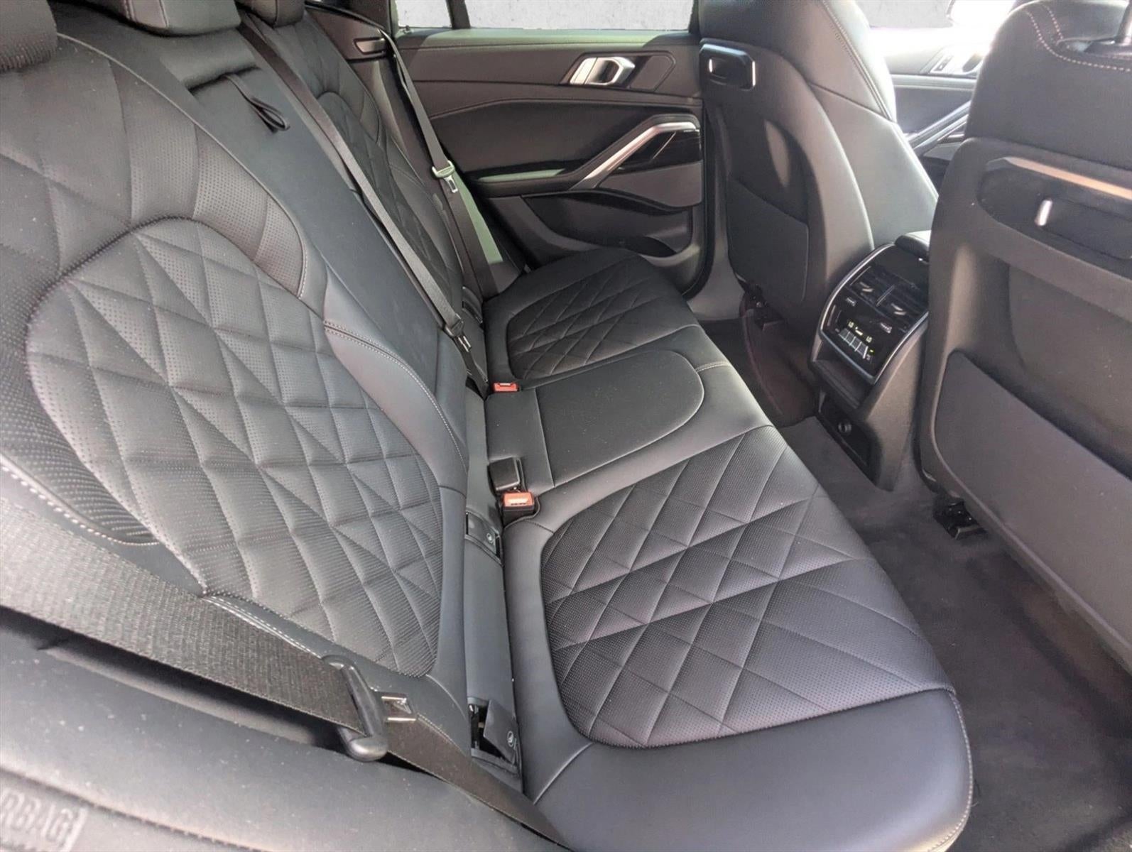 2024 BMW X6 xDrive40i Sports Activity Coupe