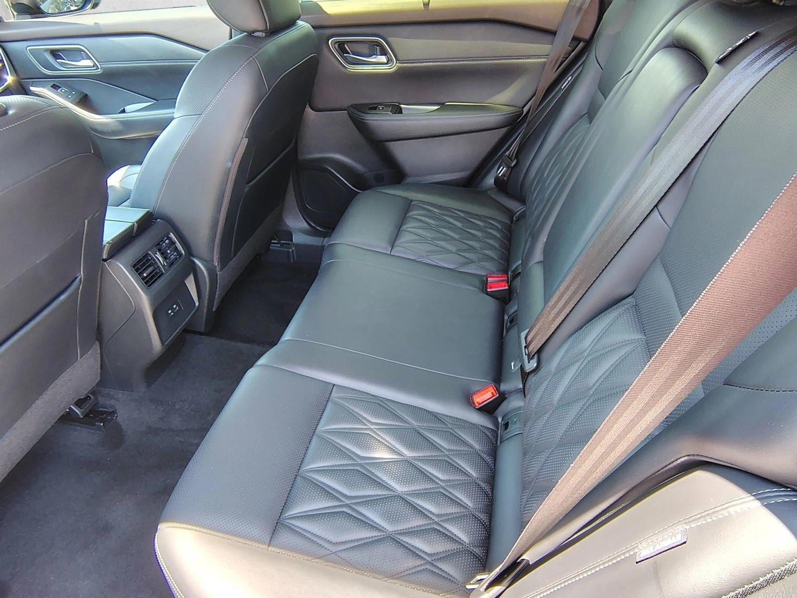 2023 Nissan Rogue AWD Platinum