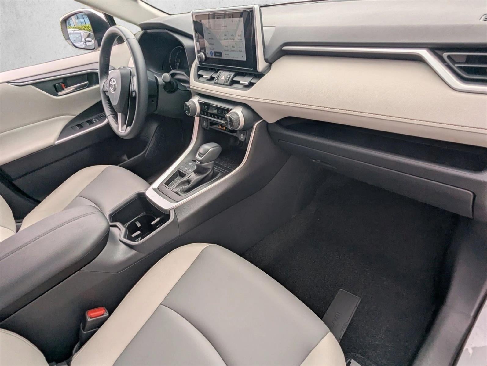2023 Toyota RAV4 XLE Premium FWD (Natl)