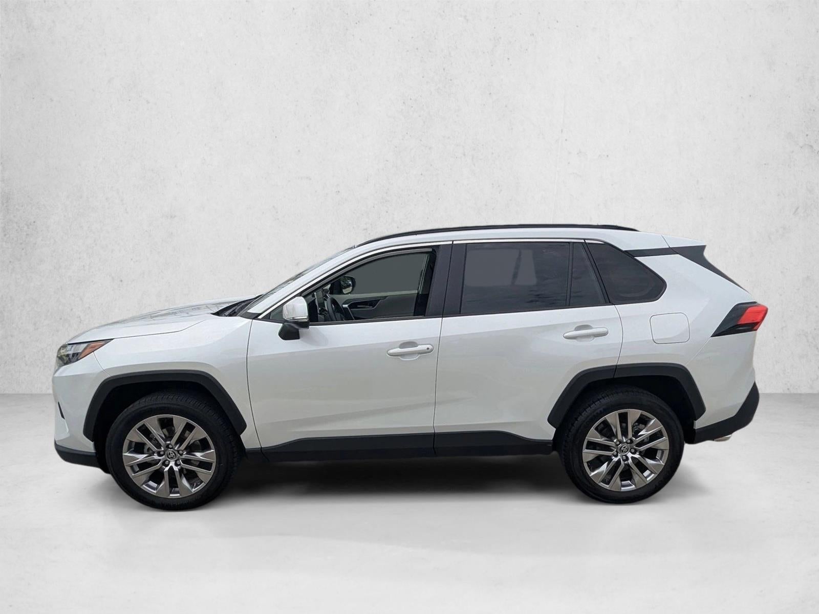 2023 Toyota RAV4 XLE Premium FWD (Natl)