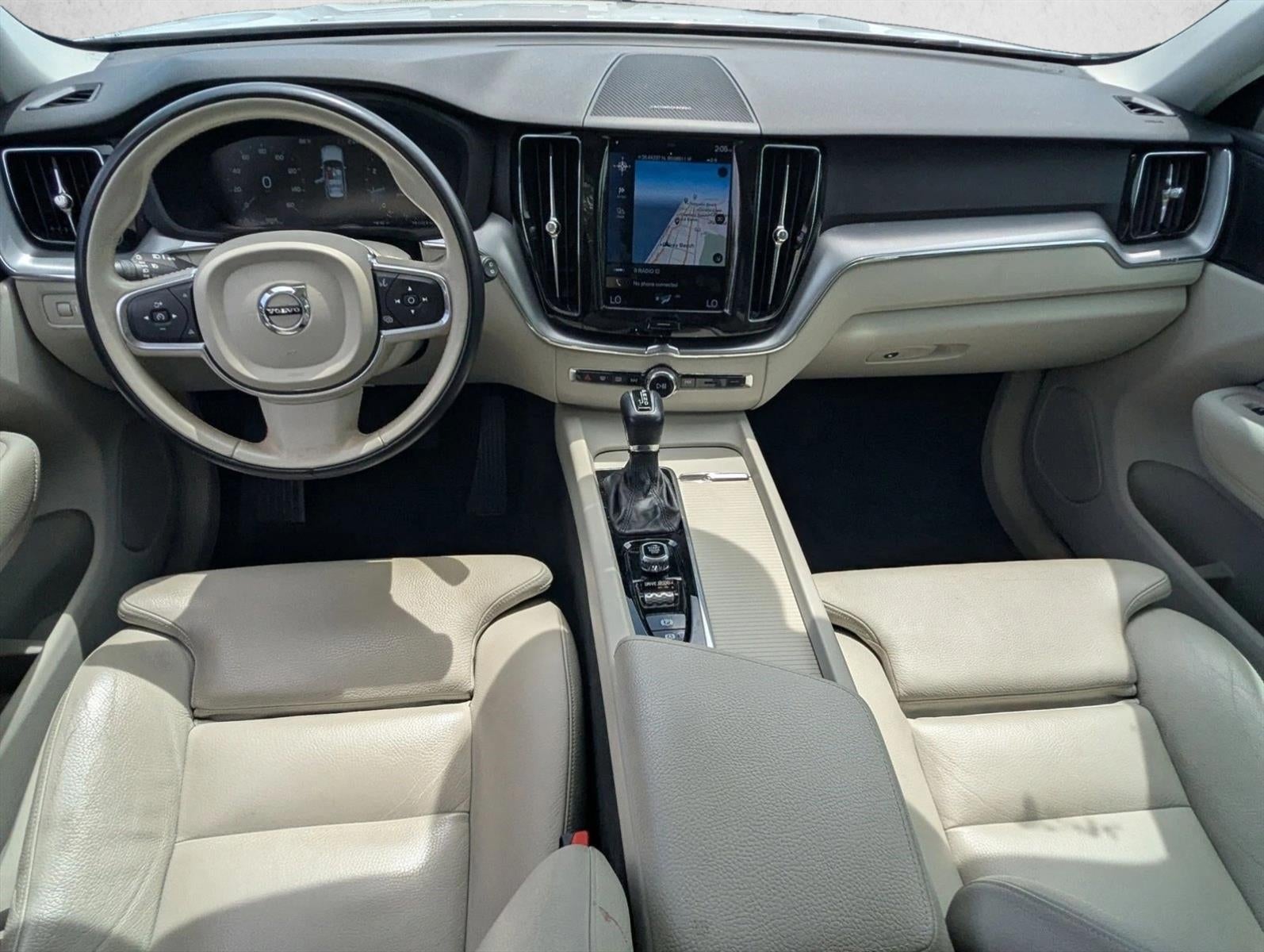 2019 Volvo XC60 T5 FWD Momentum