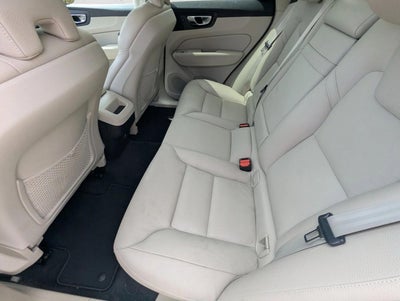 2019 Volvo XC60 T5 FWD Momentum