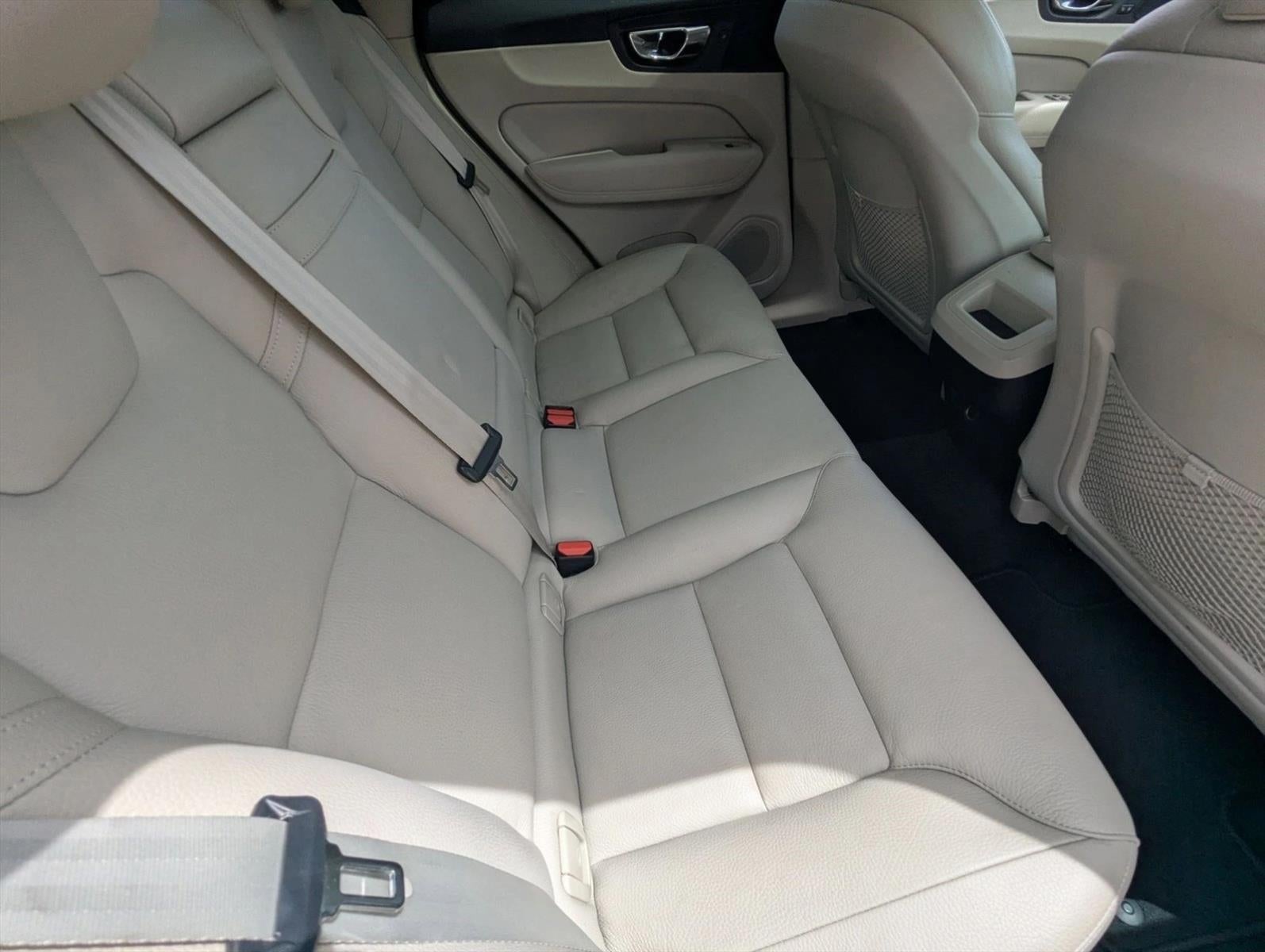 2019 Volvo XC60 T5 FWD Momentum