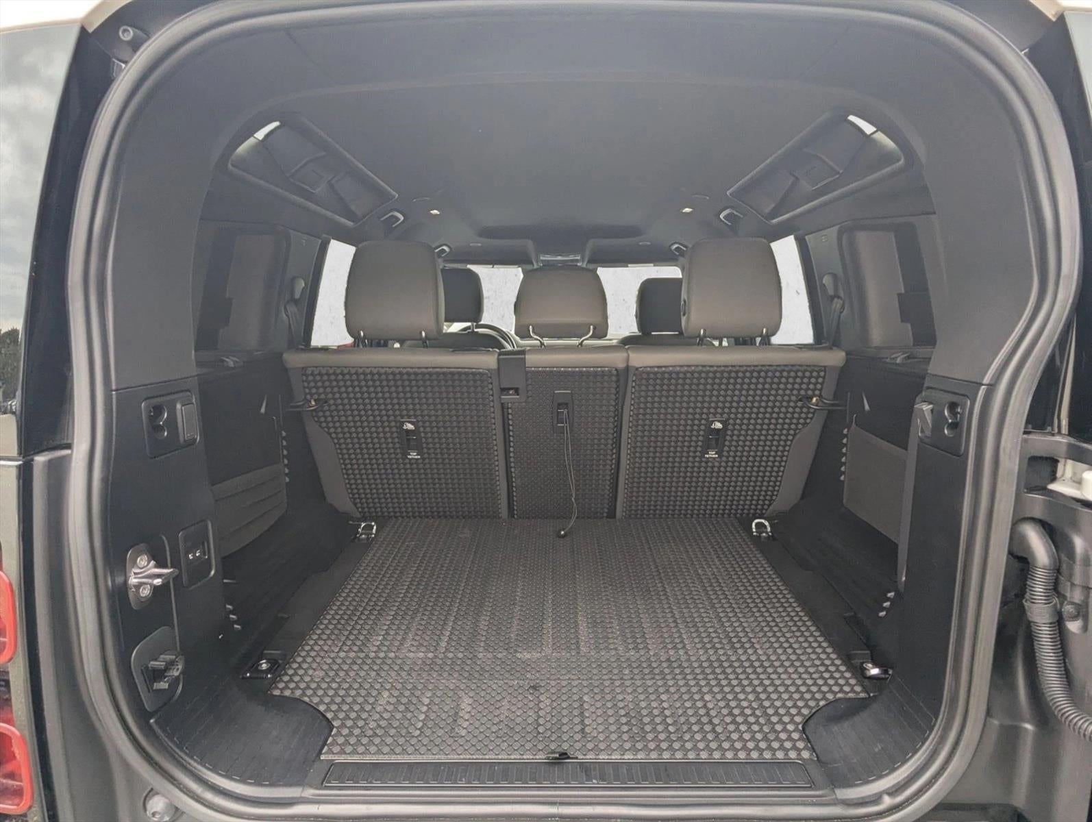 2023 Land Rover Defender 110 S AWD