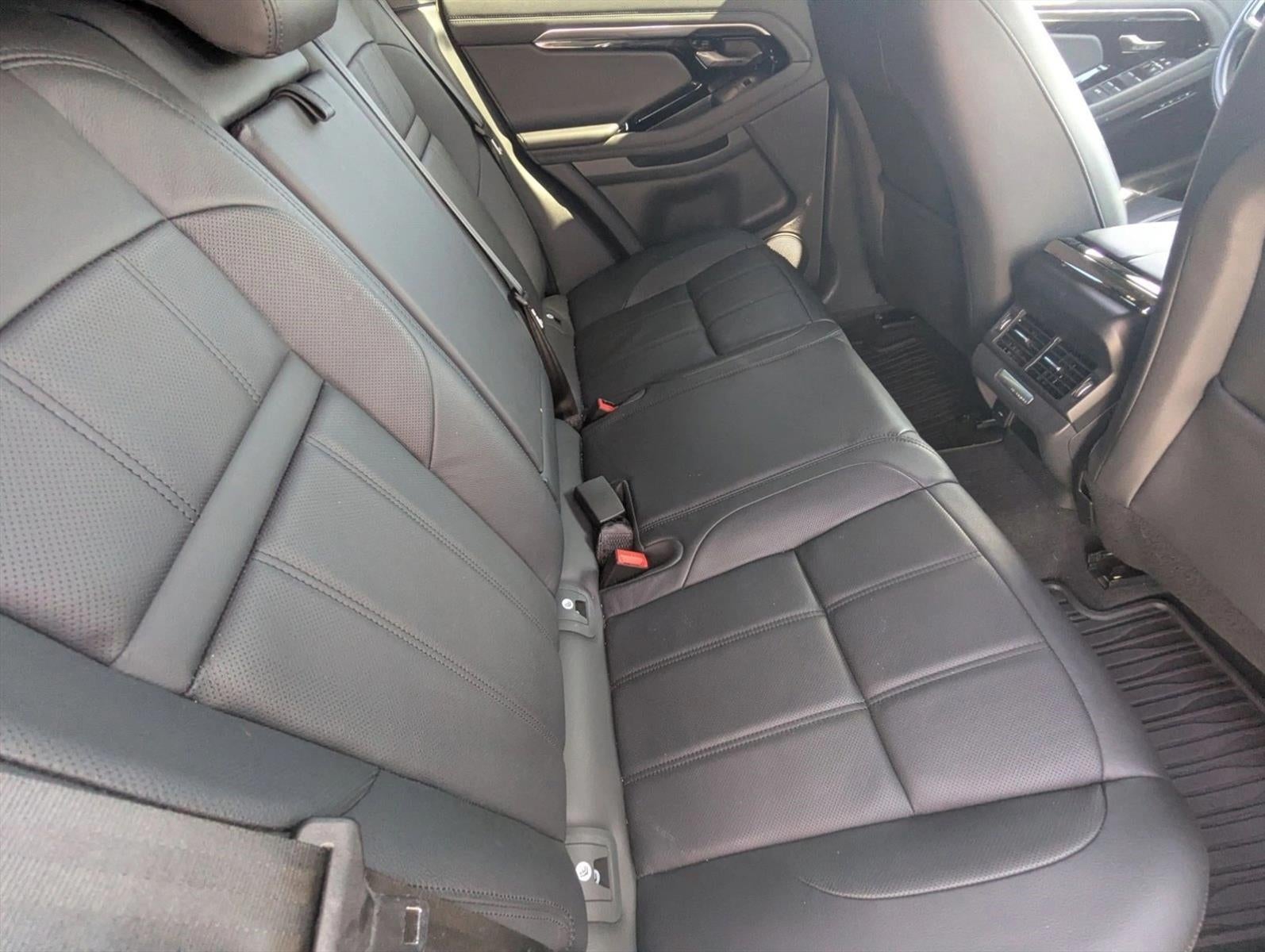 2023 Land Rover Range Rover Evoque R-Dynamic SE AWD