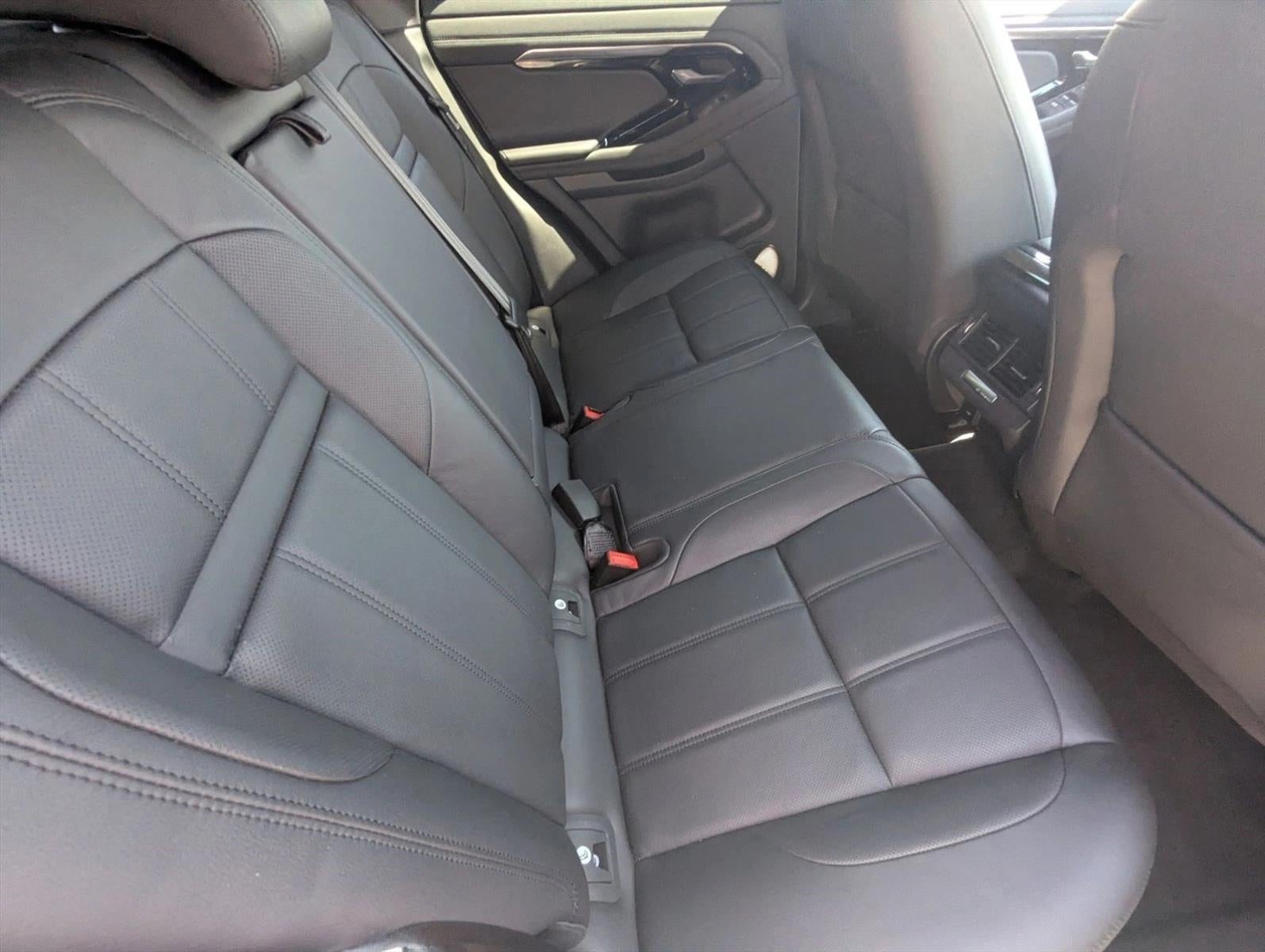 2023 Land Rover Range Rover Evoque R-Dynamic SE AWD