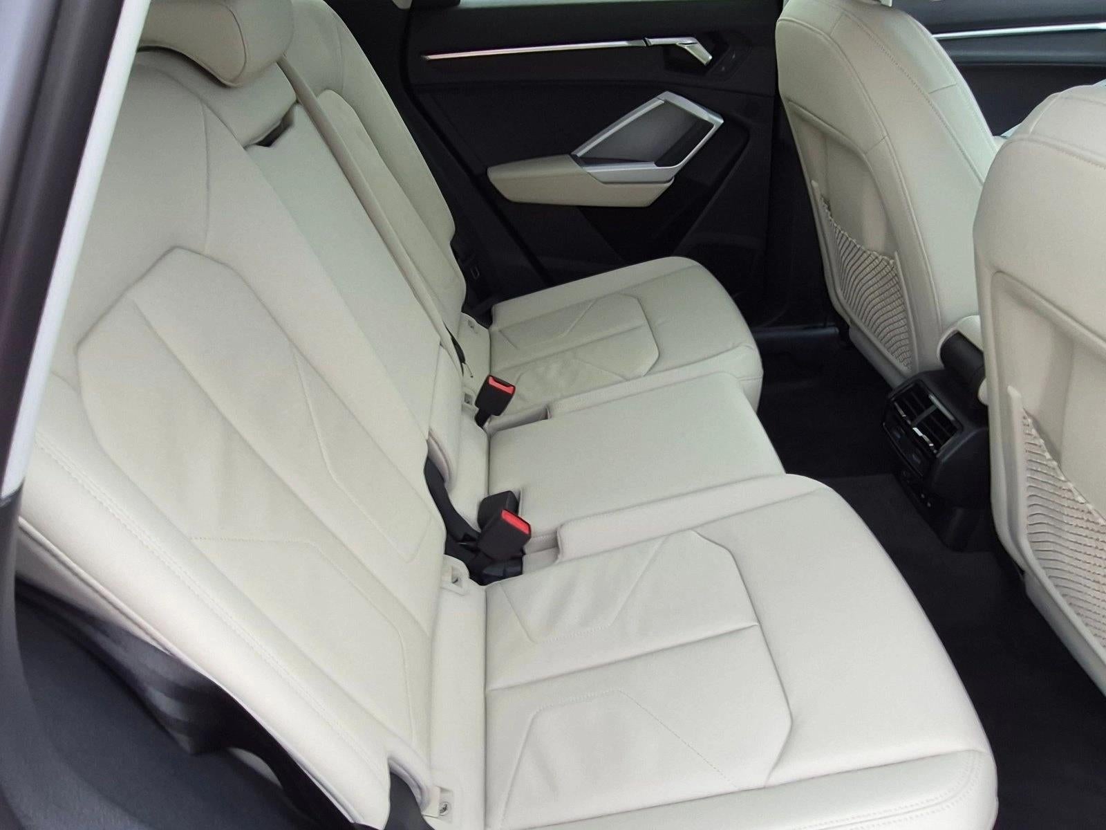 2023 Audi Q3 S line Premium 45 TFSI quattro