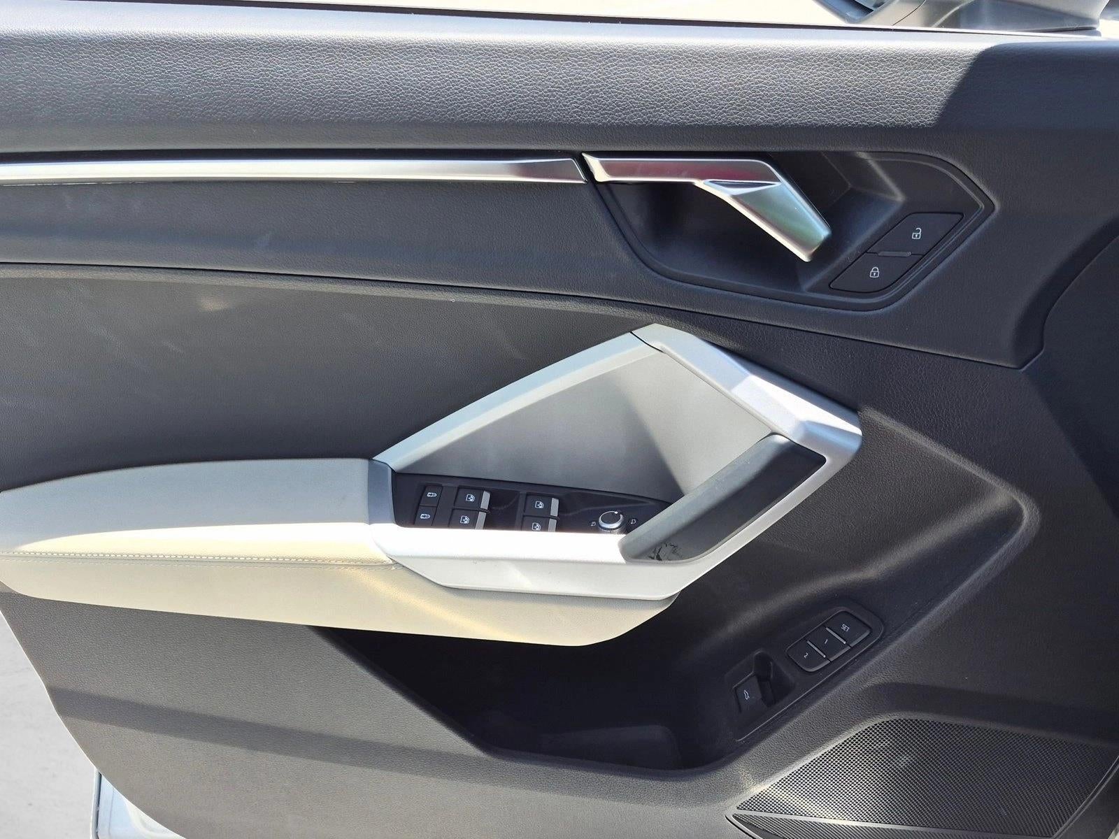 2023 Audi Q3 S line Premium 45 TFSI quattro