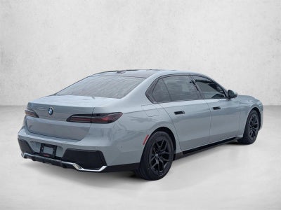 2023 BMW 740i Sedan