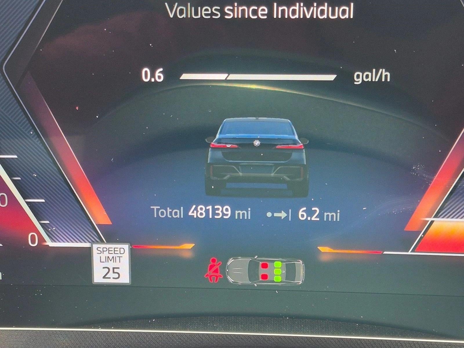 2023 BMW 740i Sedan