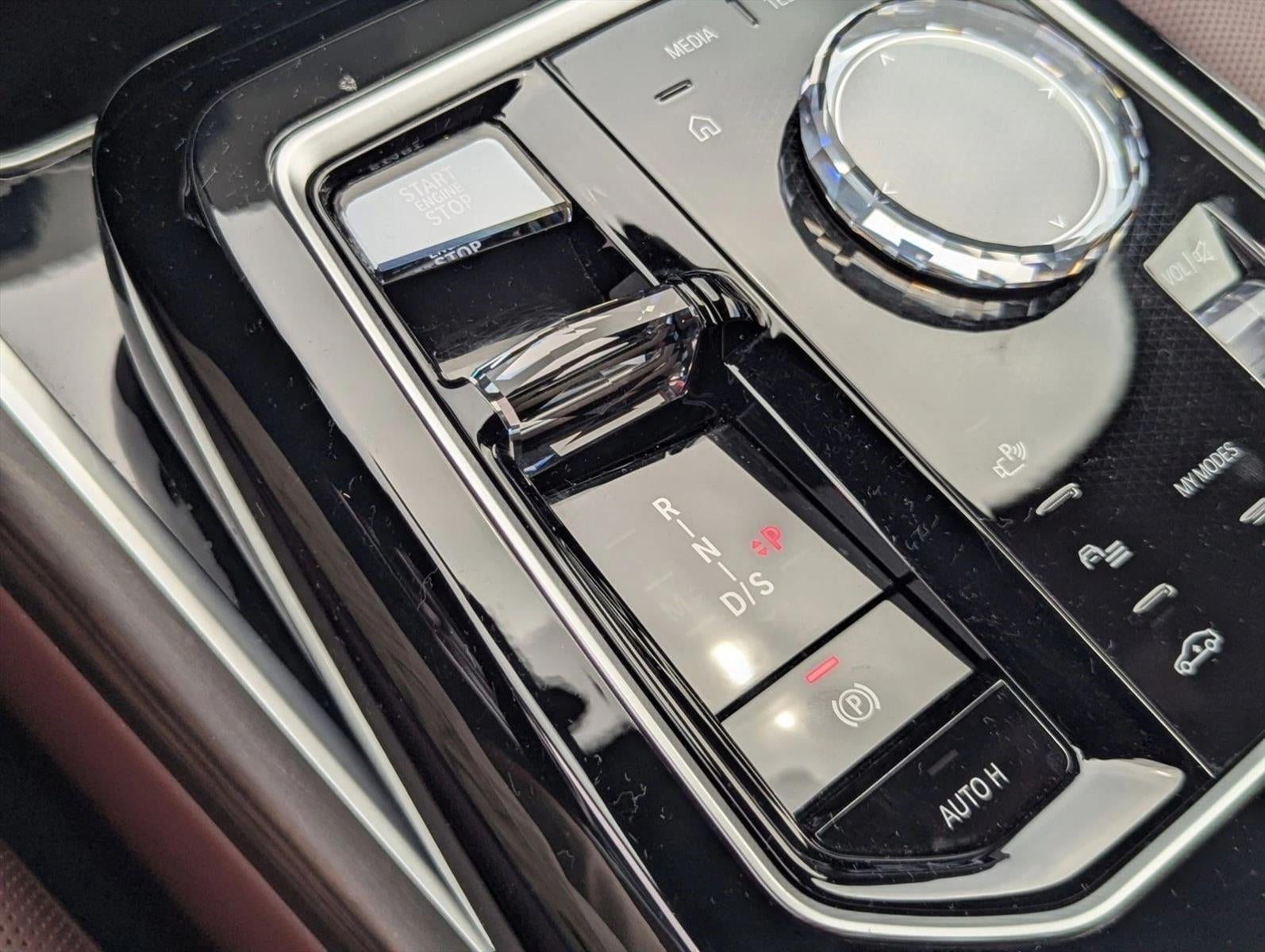 2023 BMW 760i xDrive Sedan