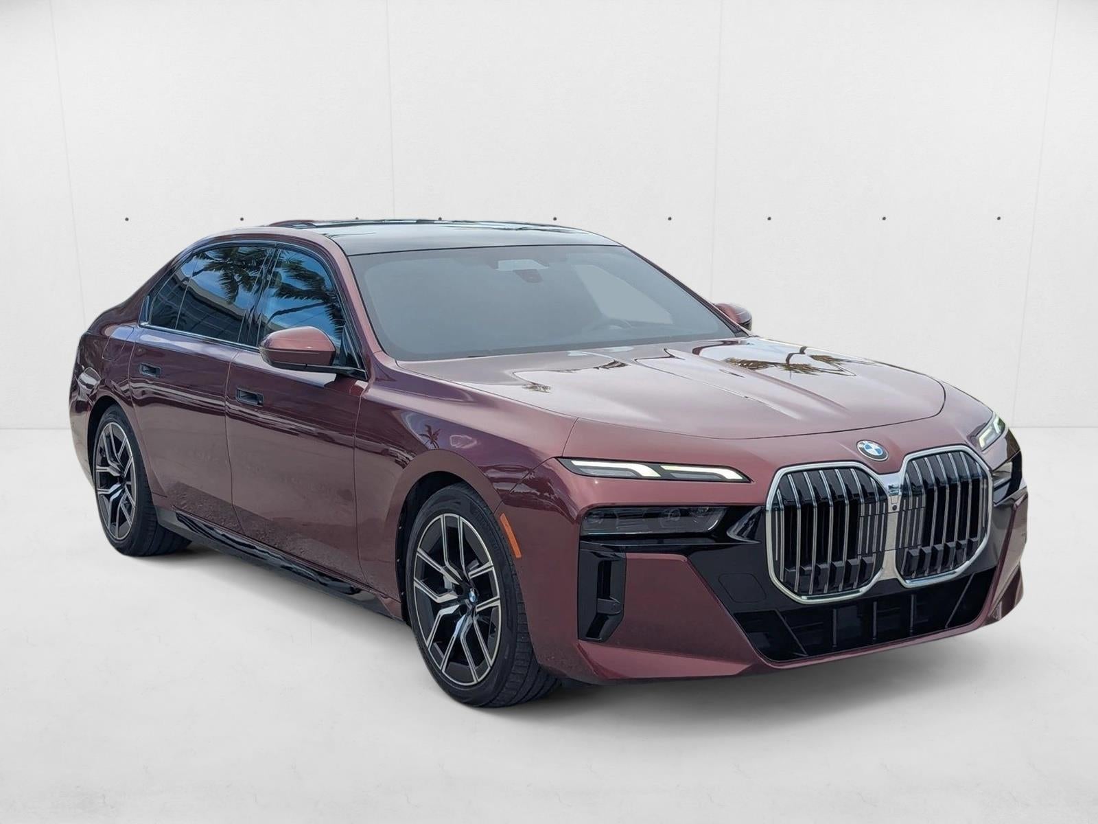 2023 BMW 760i xDrive Sedan