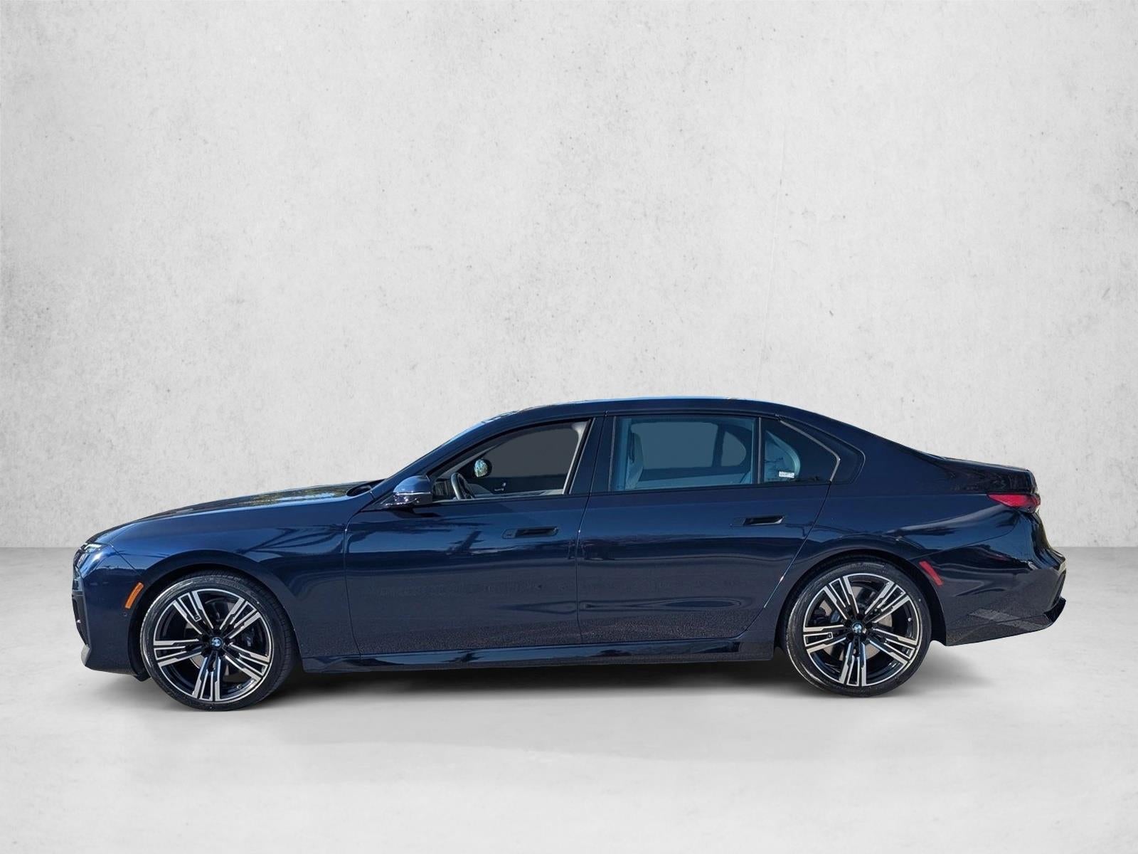 2023 BMW 760i xDrive Sedan