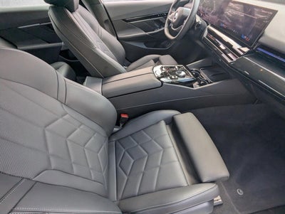 2024 BMW 530i Sedan