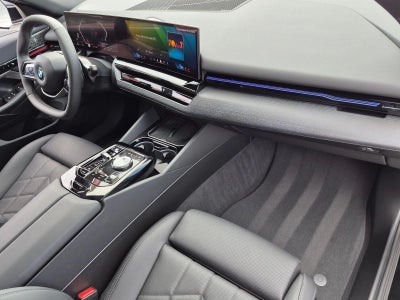 2024 BMW 530i xDrive Sedan