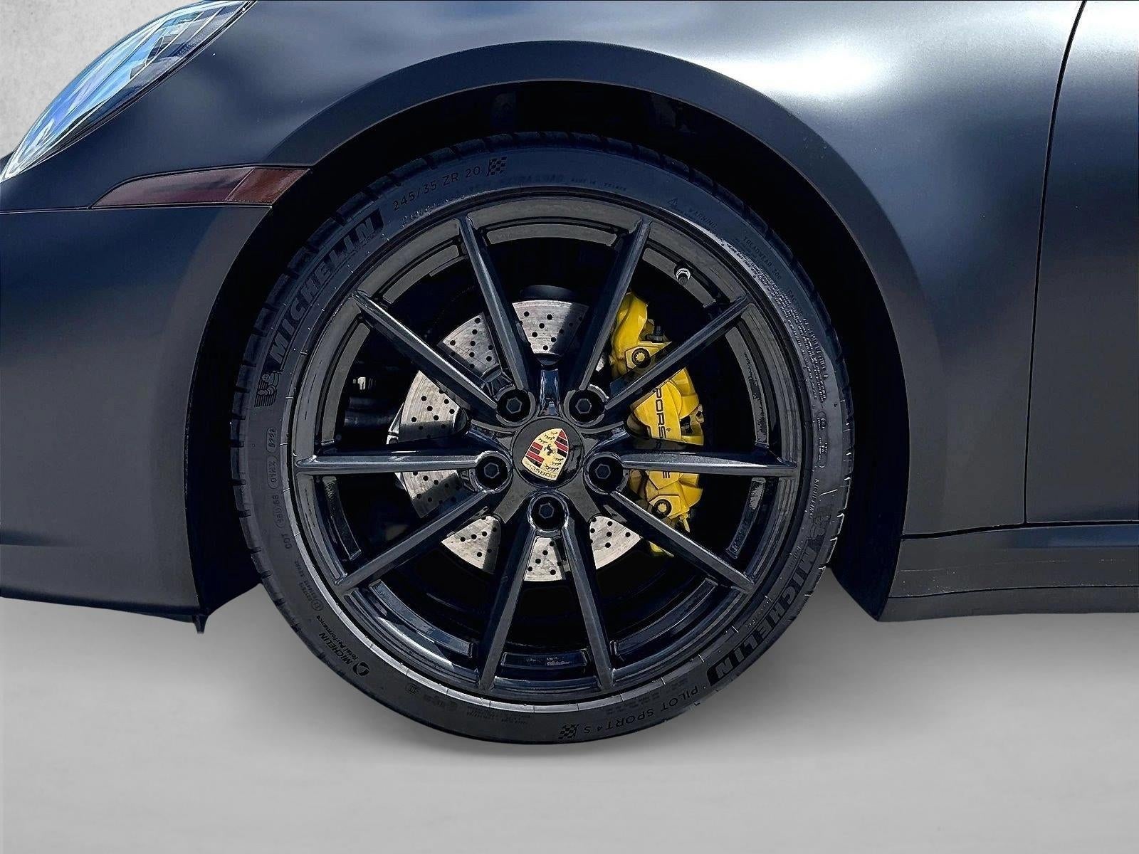 2024 Porsche 911 Carrera 4 Coupe