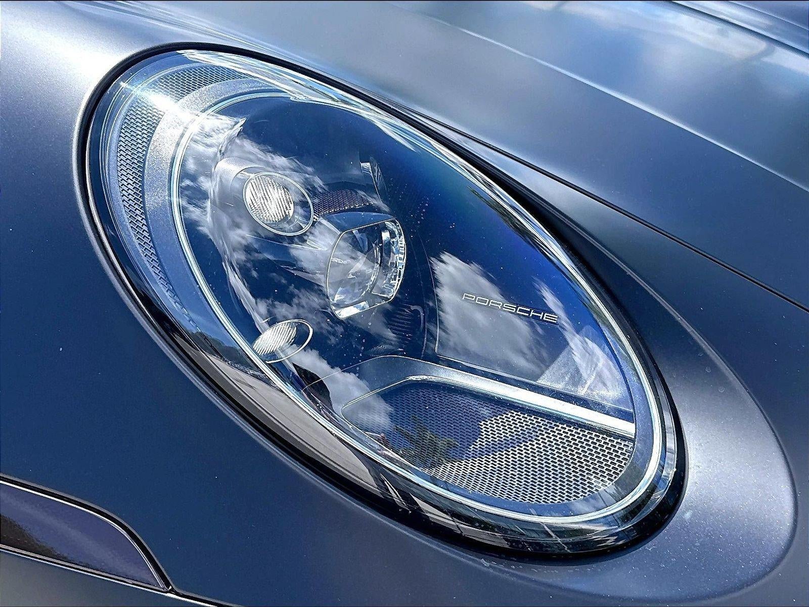 2024 Porsche 911 Carrera 4 Coupe
