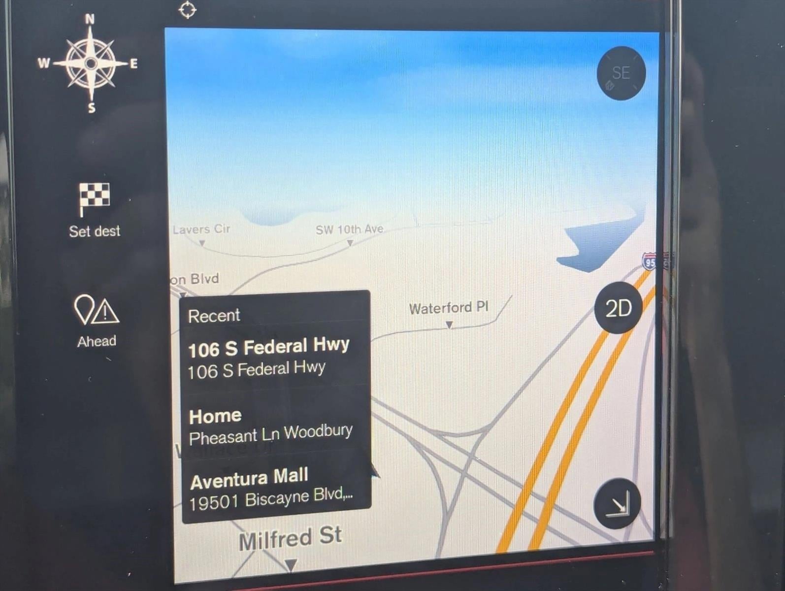 2019 Volvo XC40 T5 AWD Momentum