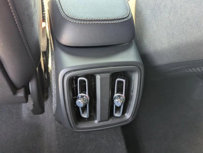 2021 Volvo XC40 T5 AWD R-Design